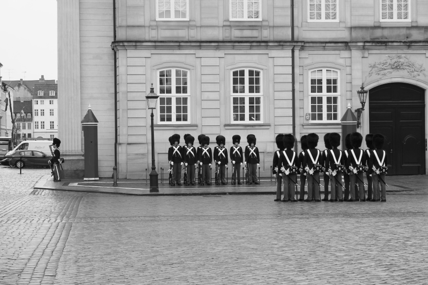 The Changing of the Guard, Amalienborg Palace 